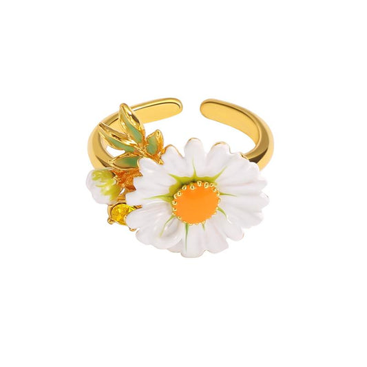 Daisy Breeze Blooming Ring