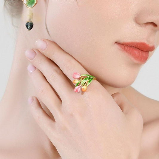Tulip Etoile Blossom Ring