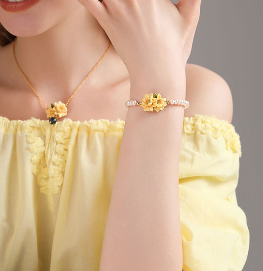 Yellow Gardenia Pearl Bracelet