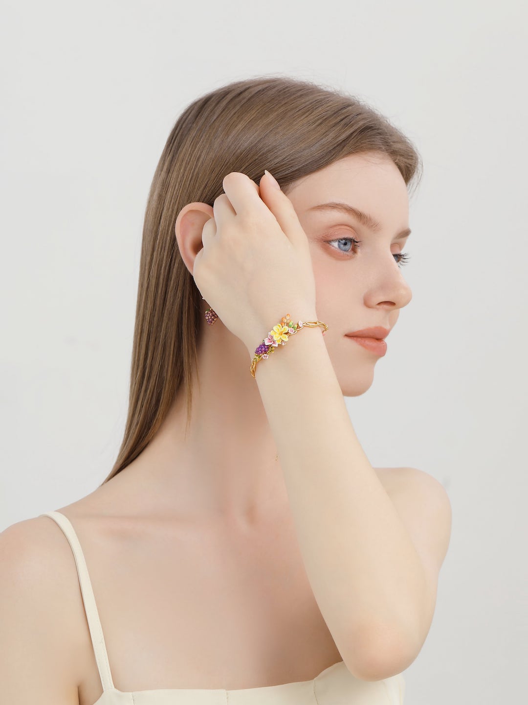 Alice's Garden Series Vineyard Twist Bracelet