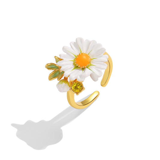 Daisy Breeze Blooming Ring