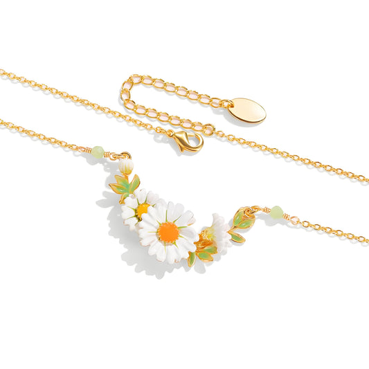 Daisy Breeze Garden Necklace