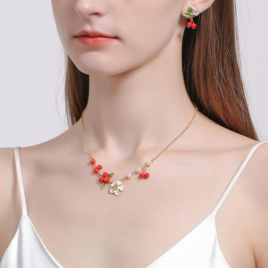 Wild Hawthorn Pearl Harmony Axis Necklace